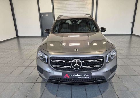Mercedes-Benz GLB 200, 2023 2