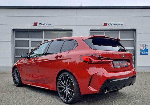 BMW 118, 2023