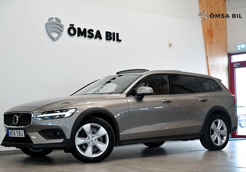 Volvo V60 Cross Country, 2022