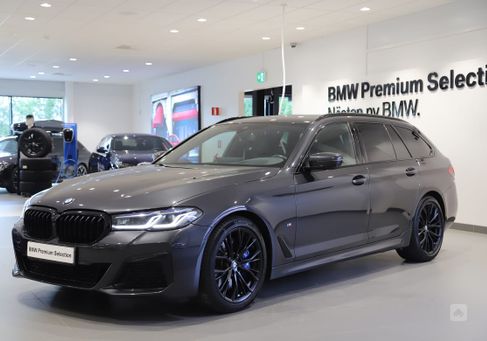 BMW 530, 2021