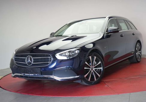 Mercedes-Benz E 300, 2021