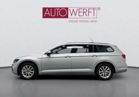 Volkswagen Passat Variant, 2023 3