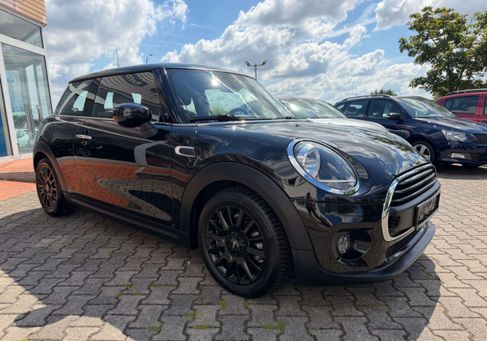 MINI ONE, 2020