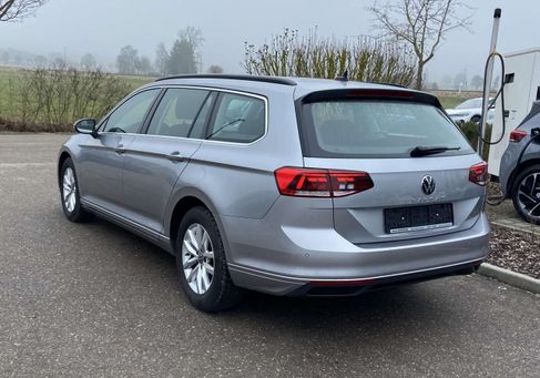 Volkswagen Passat Variant, 2021