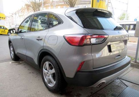 Ford Kuga, 2021