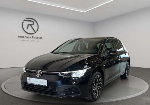 Volkswagen Golf, 2023 2