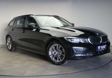 BMW 330, 2022