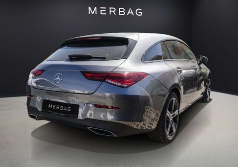 Mercedes-Benz CLA 200, 2022