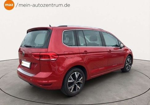 Volkswagen Touran, 2022 3