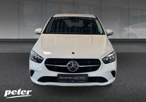 Mercedes-Benz B 180, 2025