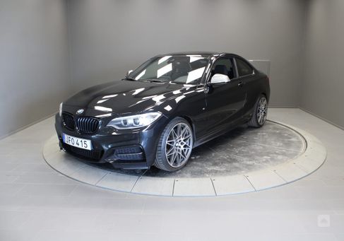 BMW M235, 2015