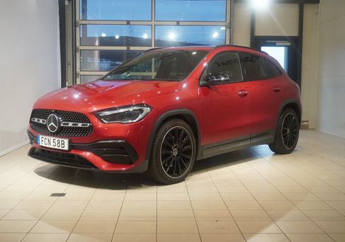 Mercedes-Benz GLA 200, 2020