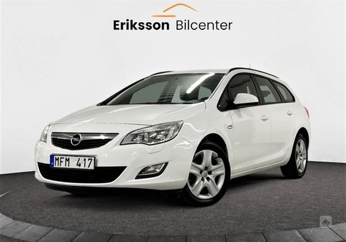 Opel Astra, 2012