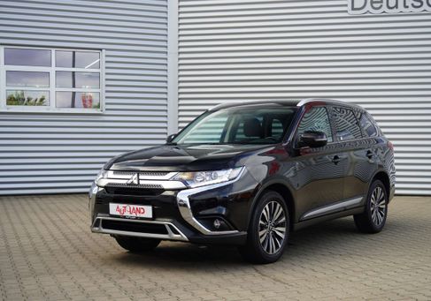 Mitsubishi Outlander, 2021