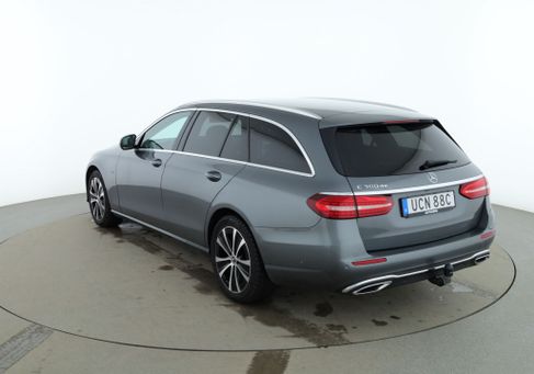 Mercedes-Benz E 300, 2021