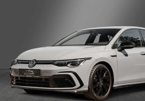 Volkswagen Golf, 2024