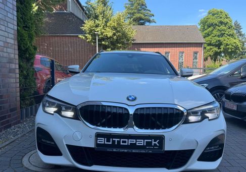 BMW 330, 2021