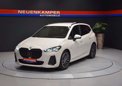 BMW 220, 2025 3