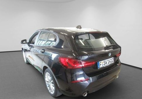 BMW 120, 2024