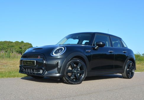 MINI, 2024