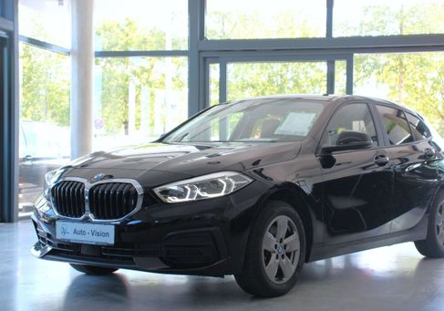 BMW 118, 2023 3