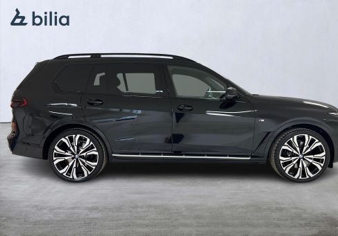 BMW X7, 2025