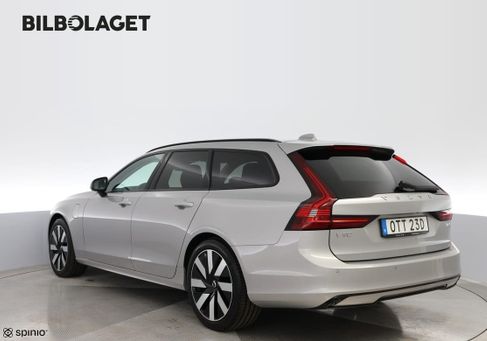 Volvo V90, 2025