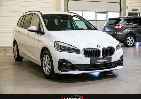 BMW 216, 2019