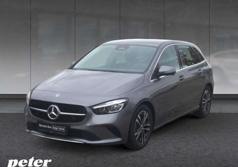 Mercedes-Benz B 180, 2024