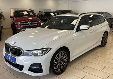 BMW 330, 2022