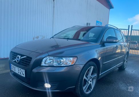 Volvo V50, 2012