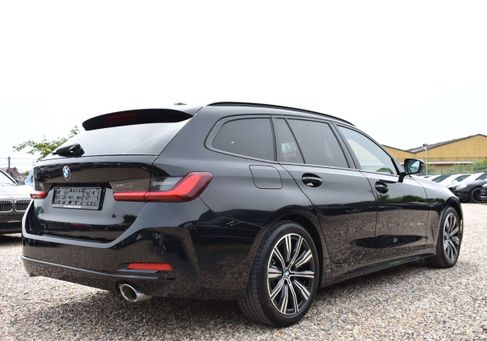 BMW 330, 2023