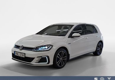 Volkswagen Golf, 2020