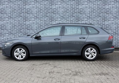 Volkswagen Golf, 2022 3