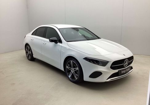 Mercedes-Benz A 180, 2025
