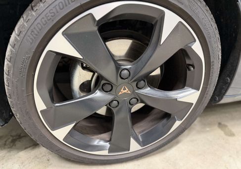 Cupra Leon, 2025