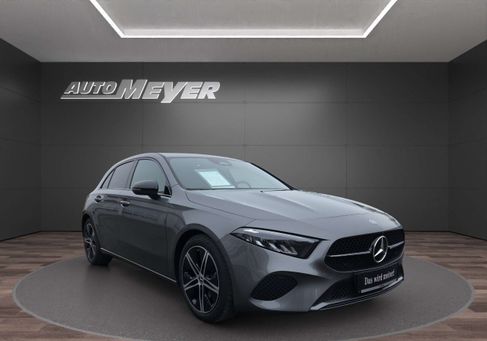 Mercedes-Benz A 180, 2025