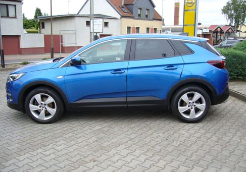 Opel Grandland X, 2018 3
