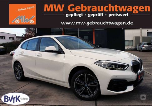 BMW 118, 2021