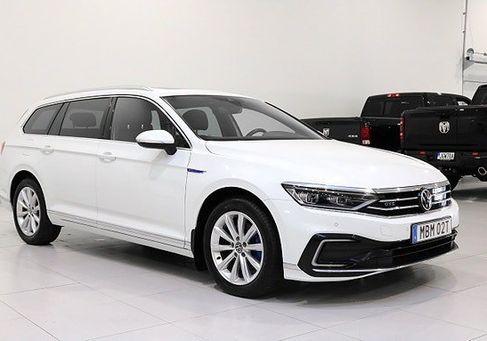 Volkswagen Passat Variant, 2021