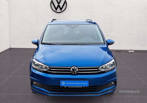 Volkswagen Touran, 2023 3