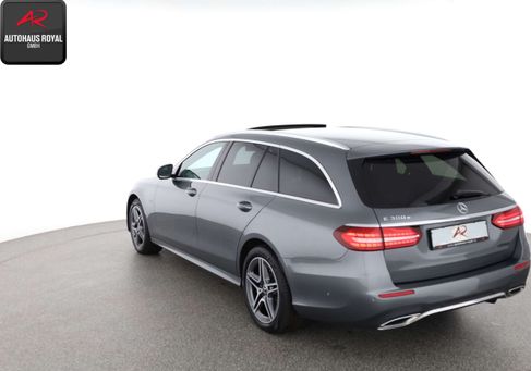 Mercedes-Benz E 300, 2021