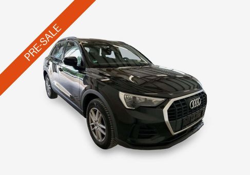 Audi Q3, 2022 2