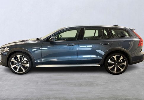 Volvo V60 Cross Country, 2022