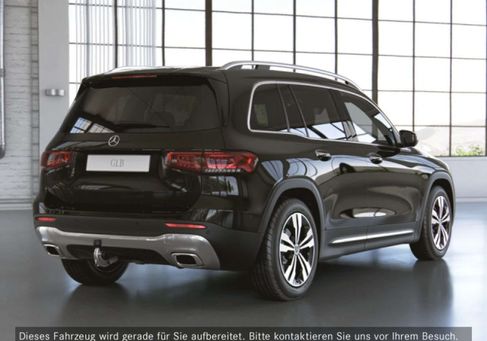 Mercedes-Benz GLB 200, 2022