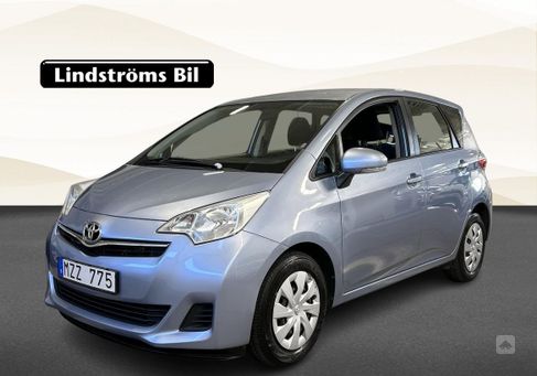 Toyota Verso-S, 2012