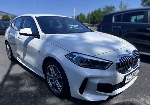 BMW 118, 2020