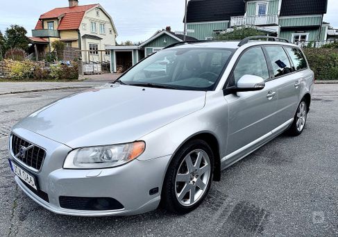 Volvo V70, 2009