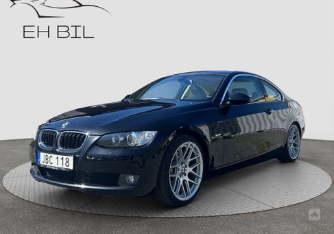 BMW 325, 2009