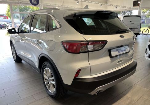 Ford Kuga, 2022